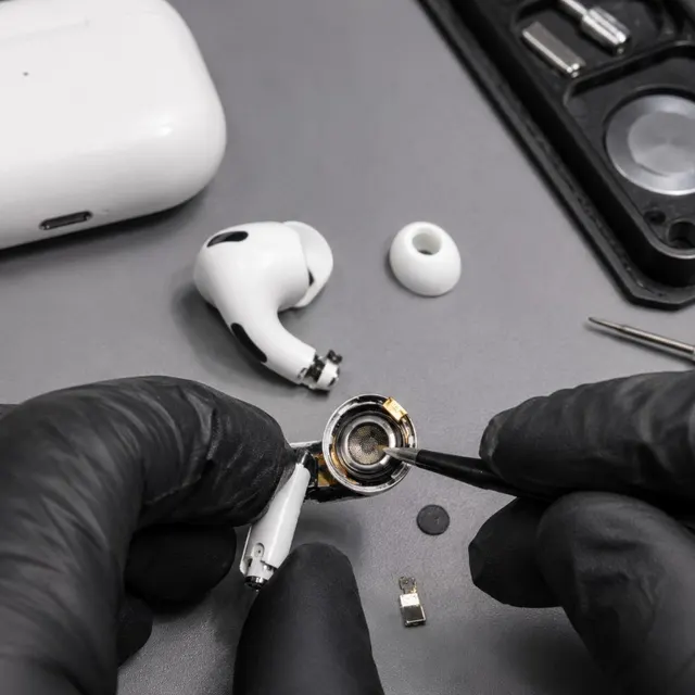 AirPods 聽筒無聲維修示意